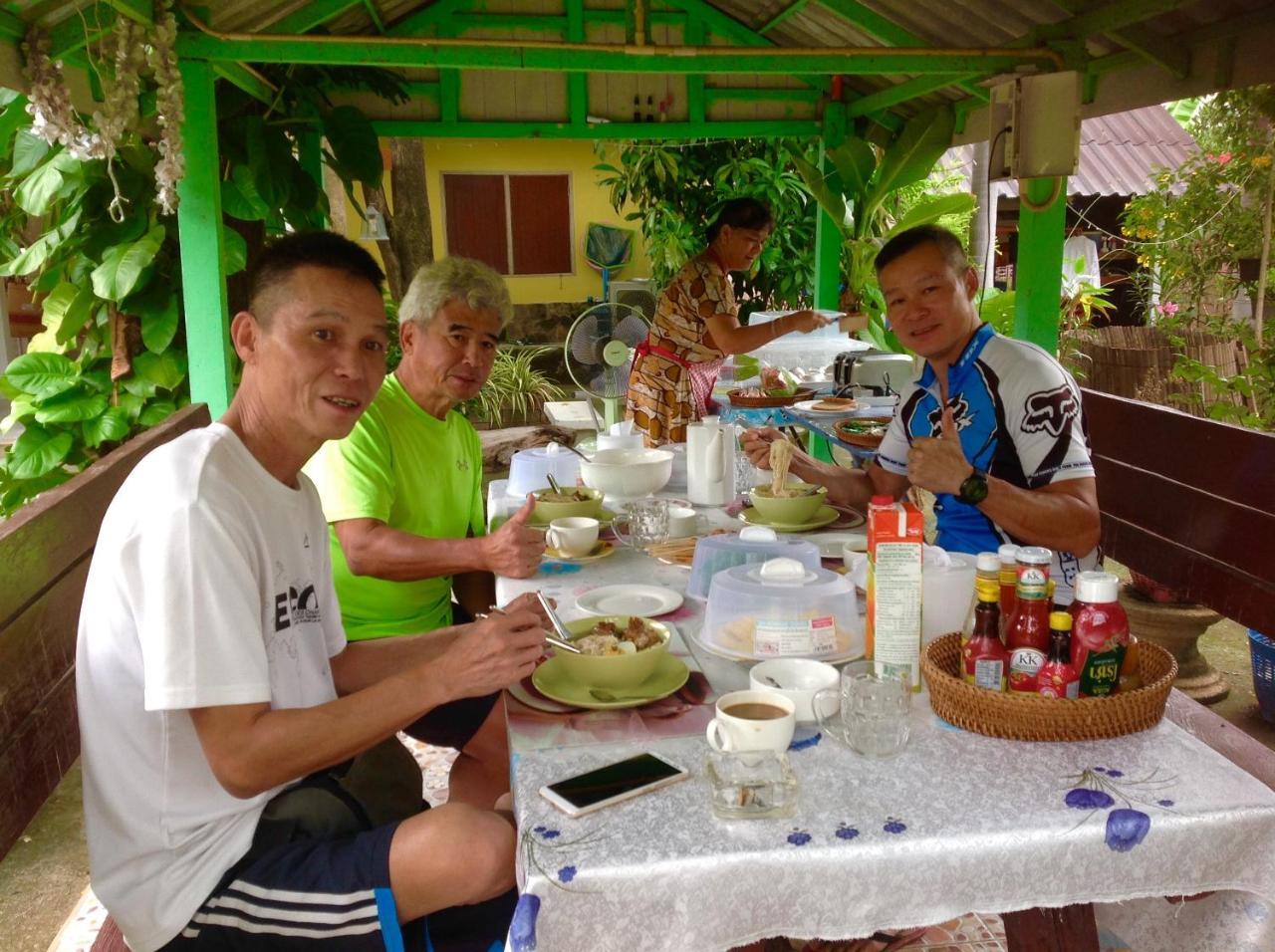 Daddy'S Homestay Ban Bang Krasan Exterior photo